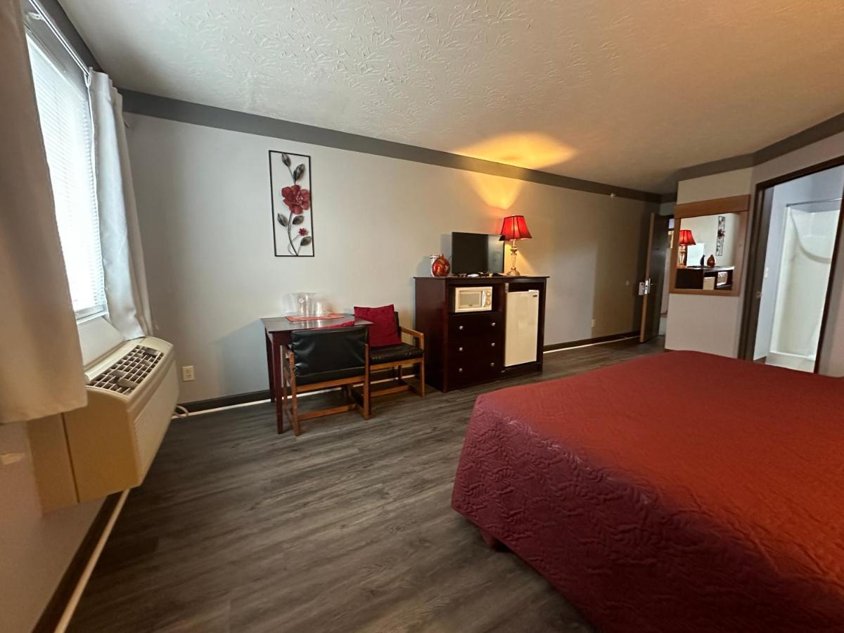 Fairway Inn Florence Indiana エクステリア 写真